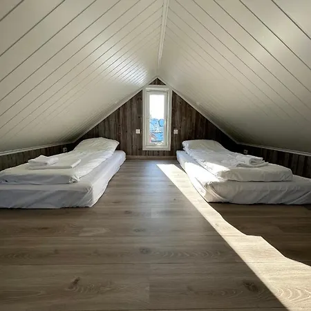 منتجع Norsk Havbrukssenter - Rorbuer 3*