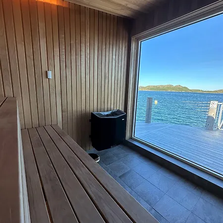 Norsk Havbrukssenter - Rorbuer Bronnoysund