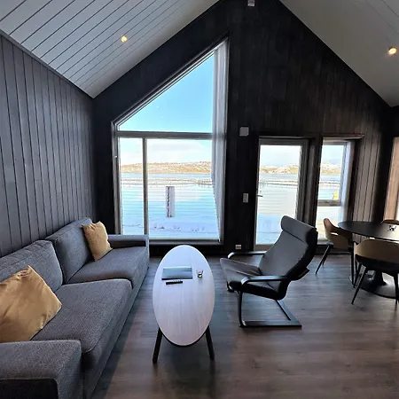 Resort Norsk Havbrukssenter - Rorbuer 3*