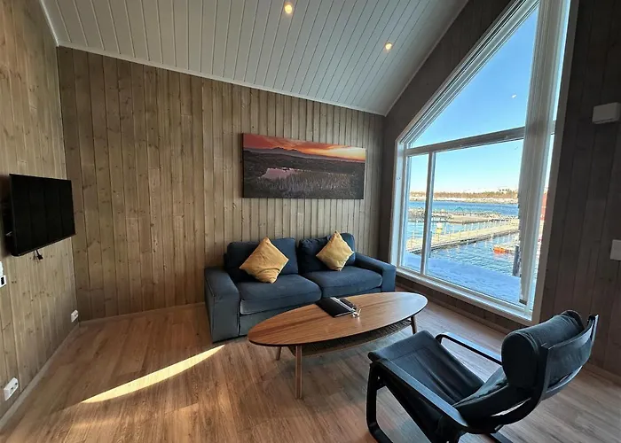 Norsk Havbrukssenter - Rorbuer Resort 3*