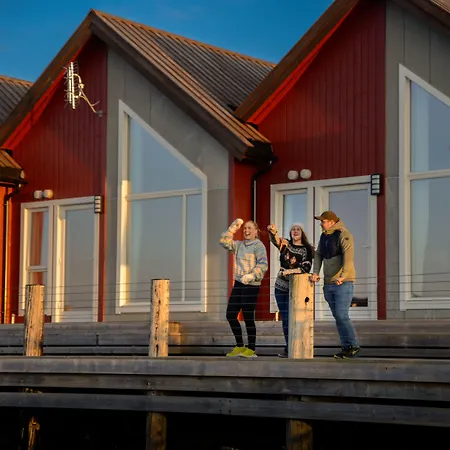 Курортный комплекс Norsk Havbrukssenter - Rorbuer Брённёйсунн