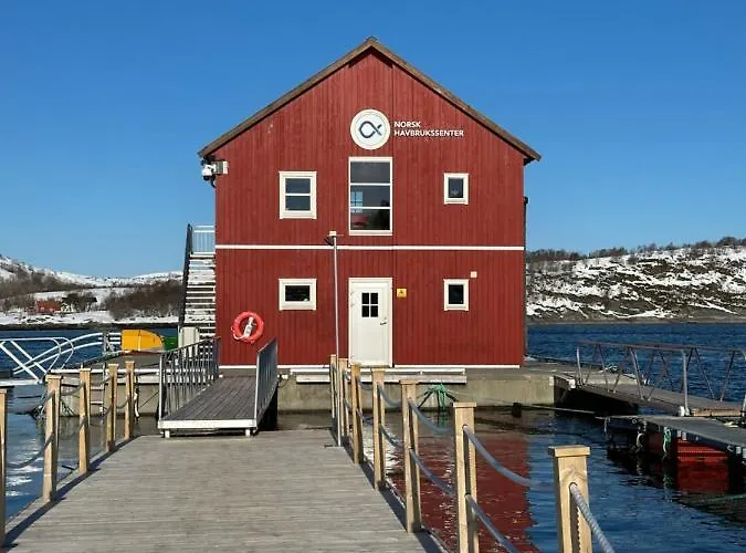 Norsk Havbrukssenter - Rorbuer Semesteranläggning (resort)