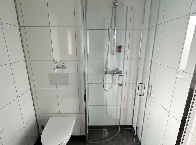 Semesteranläggning (resort) Norsk Havbrukssenter - Rorbuer 3*