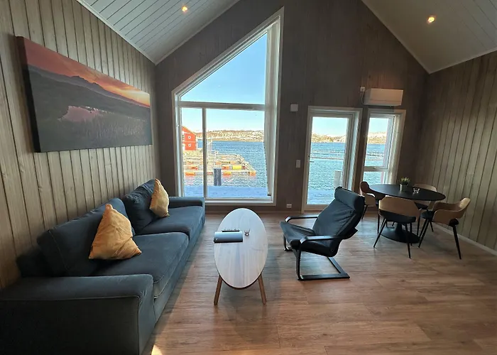 Norsk Havbrukssenter - Rorbuer 3* Bronnoysund